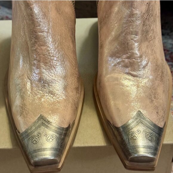 Free People Brayden Western Boots Champagne Metallic Pewter Tip 38 / 8 NWT Rare - Picture 12 of 14